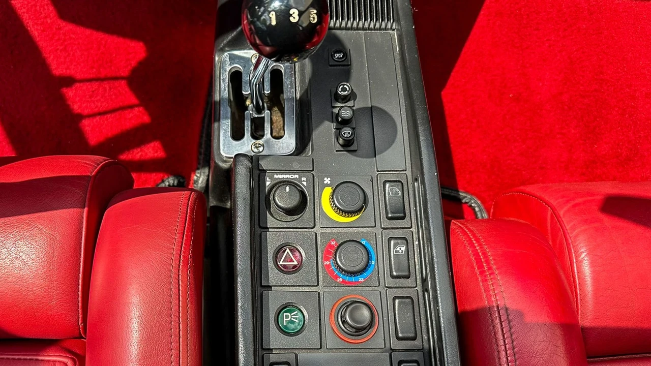 1991 Ferrari Testarossa - Image 17 of 20