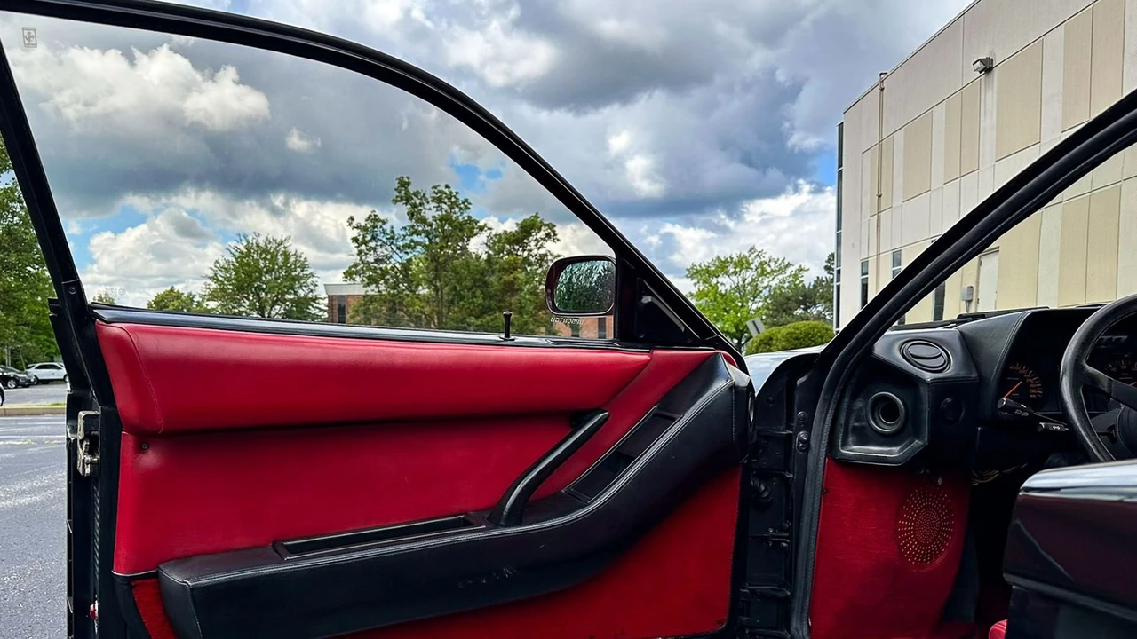 1991 Ferrari Testarossa - Image 13 of 20