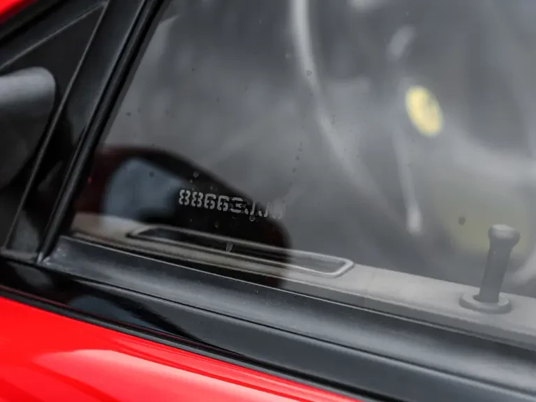 1991 Ferrari Testarossa - Image 26 of 31