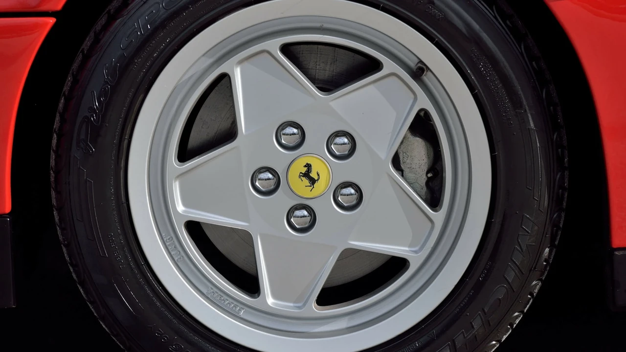 1991 Ferrari Testarossa - Image 15 of 31