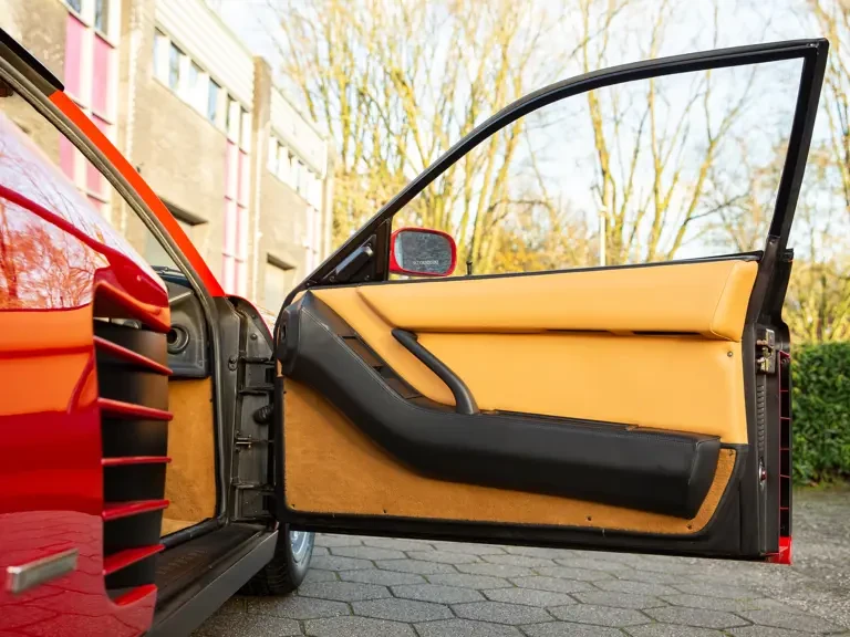 1991 Ferrari Testarossa - Image 24 of 31