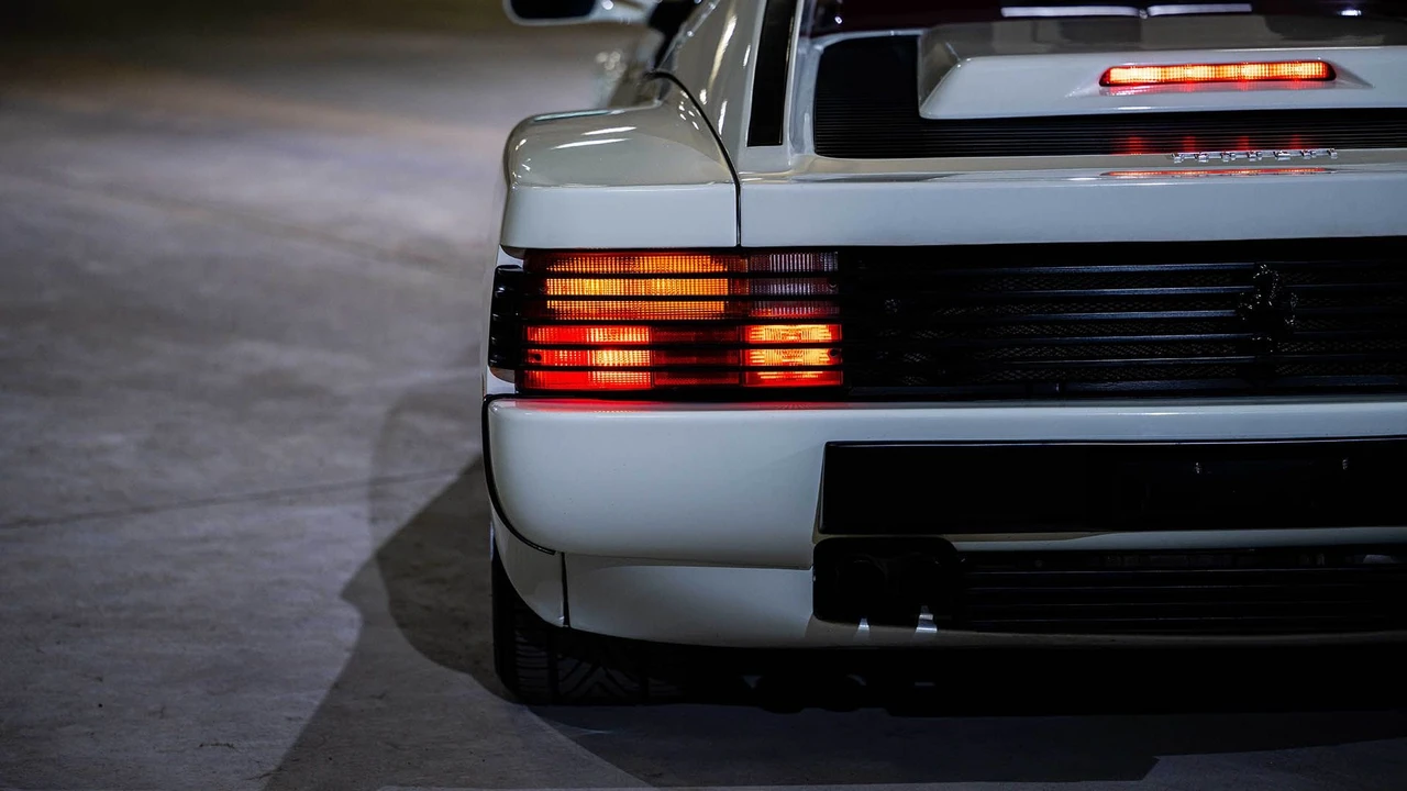 1991 Ferrari Testarossa - Image 12 of 31
