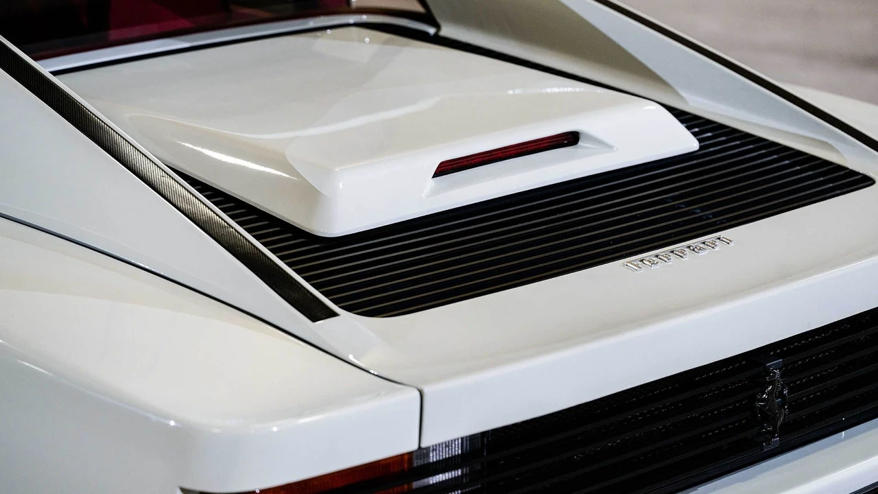 1991 Ferrari Testarossa - Image 14 of 31