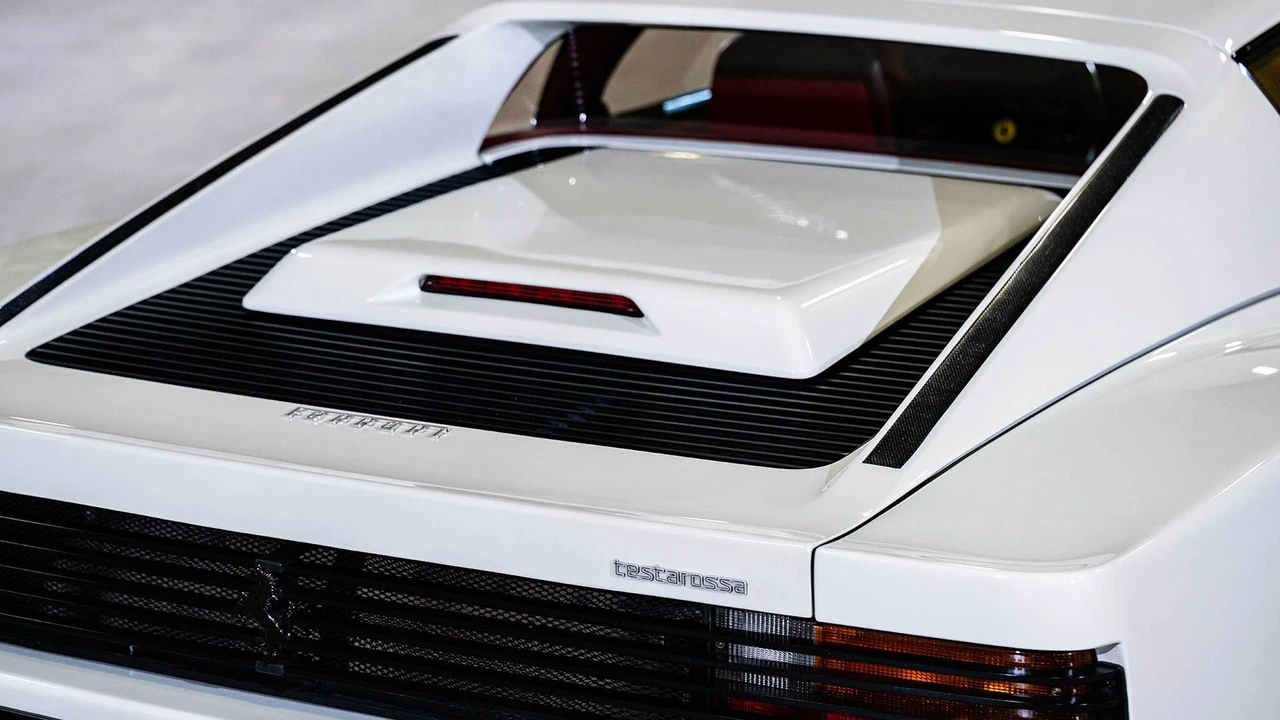 1991 Ferrari Testarossa - Image 11 of 31