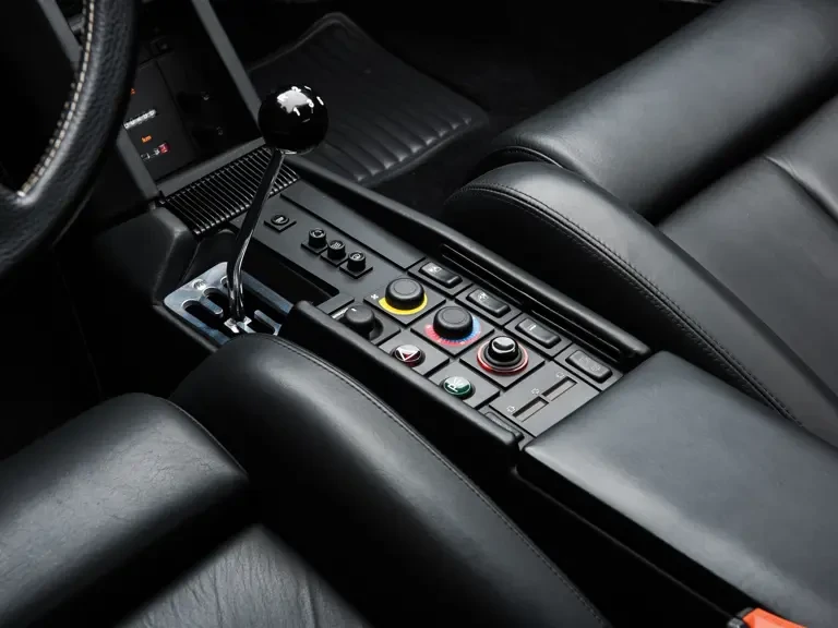 1991 Ferrari Testarossa - Image 15 of 31