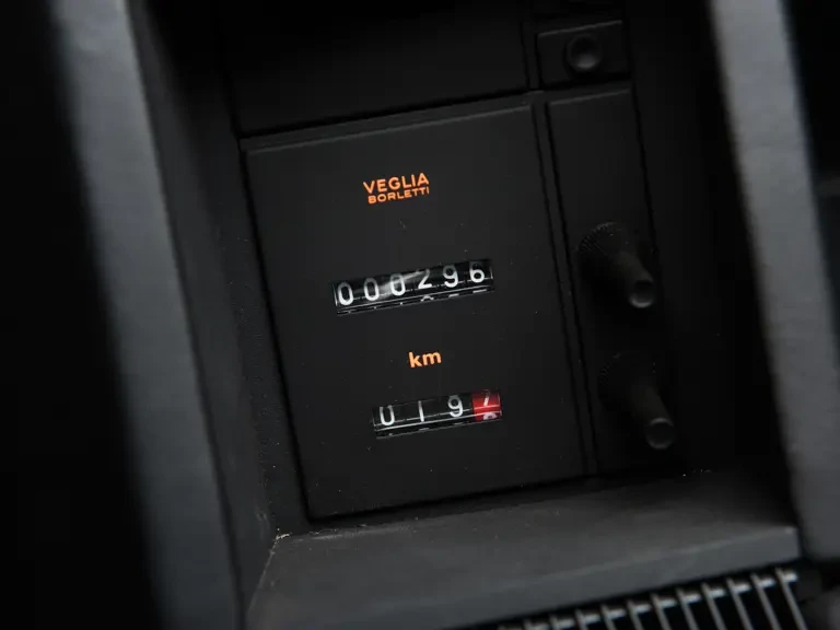 1991 Ferrari Testarossa - Image 16 of 31