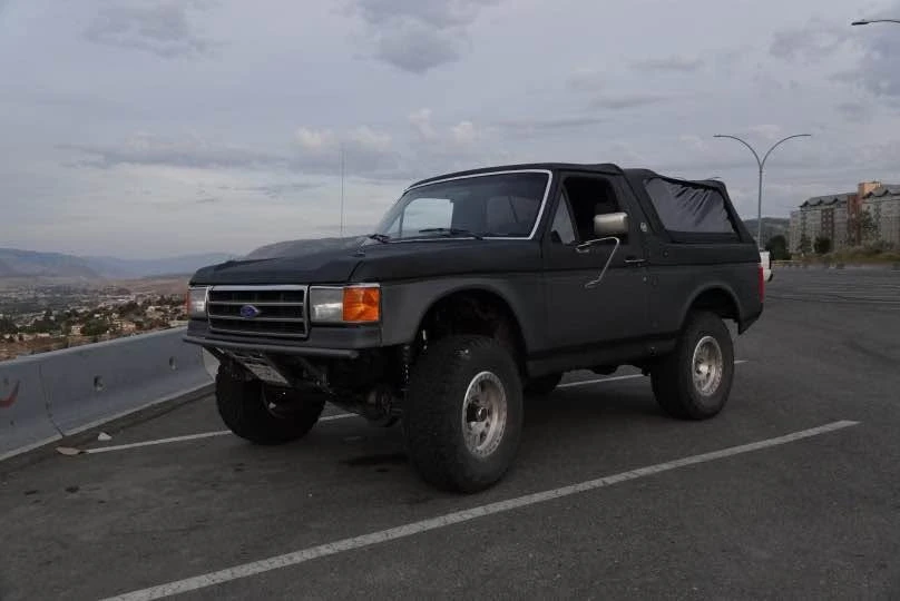 1991 Ford Bronco 4th Gen - Image 2 of 6