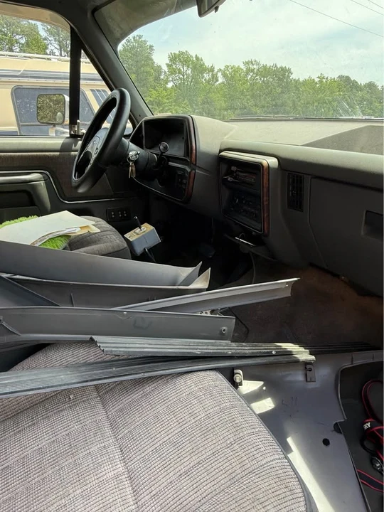 1991 Ford Bronco 4th Gen - Image 6 of 10