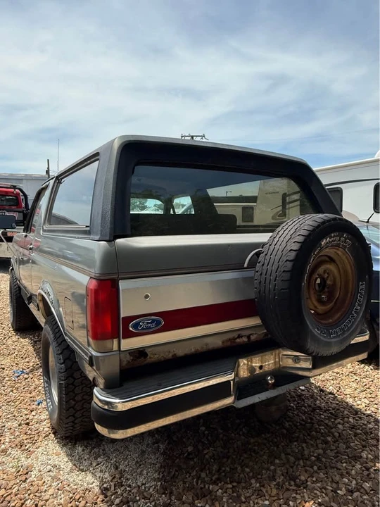 1991 Ford Bronco 4th Gen - Image 4 of 10