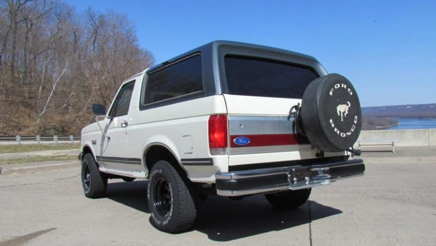 1991 Ford Bronco 4th Gen - Image 3 of 11