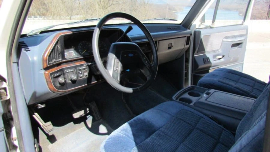 1991 Ford Bronco 4th Gen - Image 4 of 11
