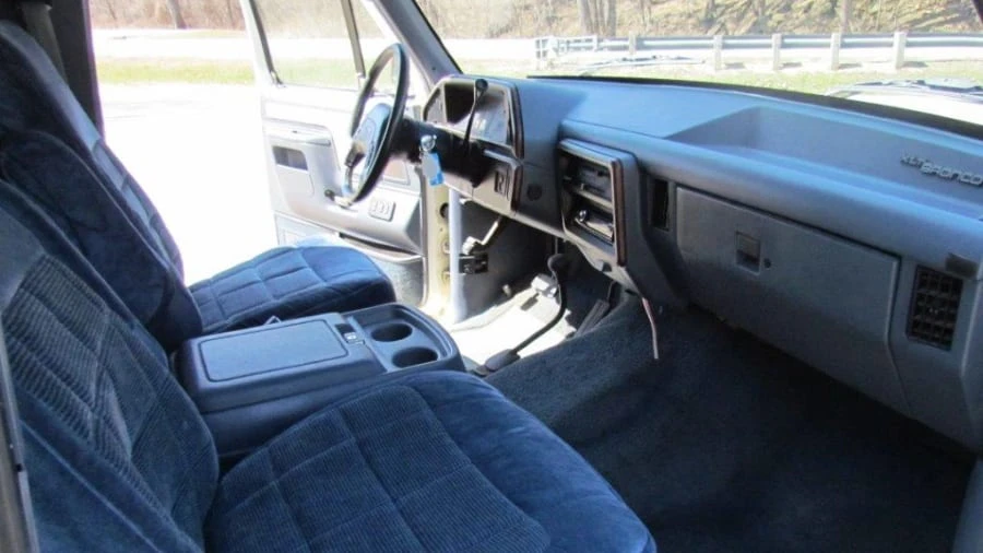 1991 Ford Bronco 4th Gen - Image 5 of 11