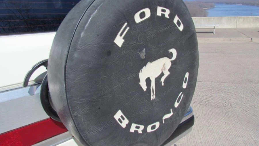 1991 Ford Bronco 4th Gen - Image 11 of 11