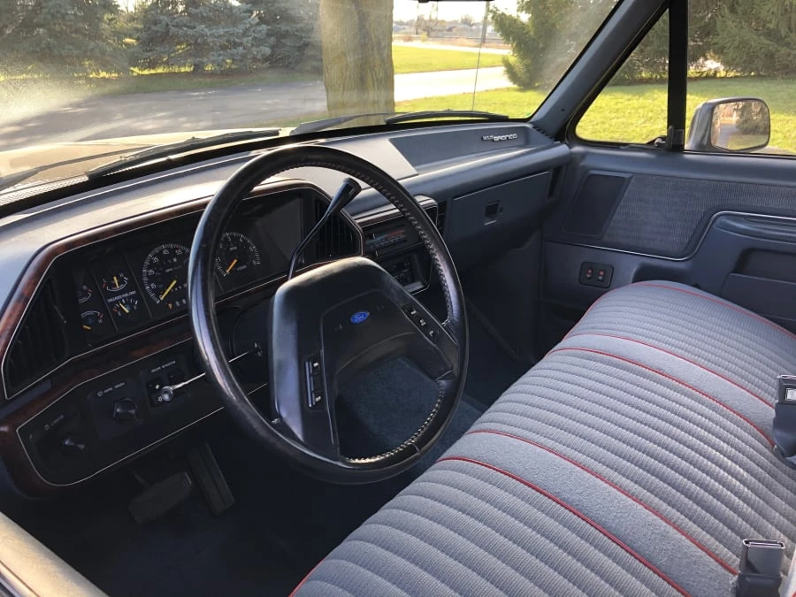 1991 Ford Bronco 4th Gen - Image 2 of 4