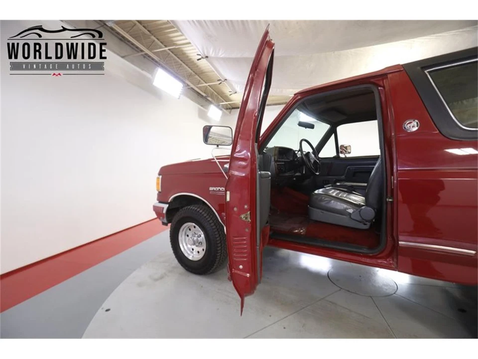 1991 Ford Bronco 4th Gen - Image 25 of 31