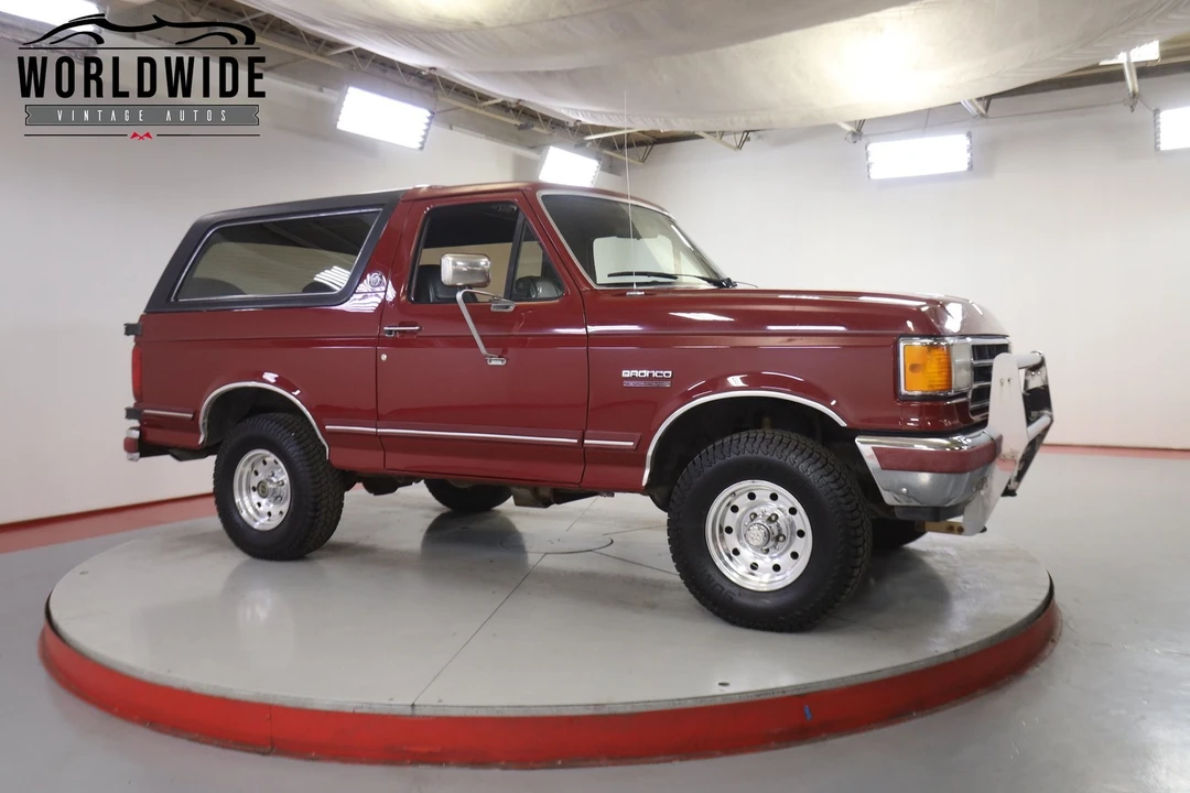 1991 Ford Bronco 4th Gen - Image 2 of 12