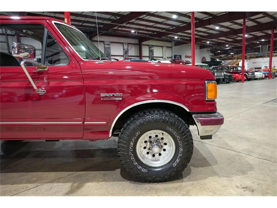 1991 Ford Bronco 4th Gen - Image 11 of 31