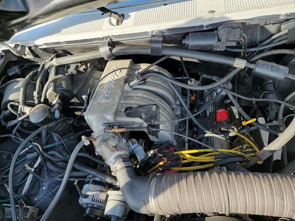 1991 Ford Bronco 4th Gen - Image 5 of 18