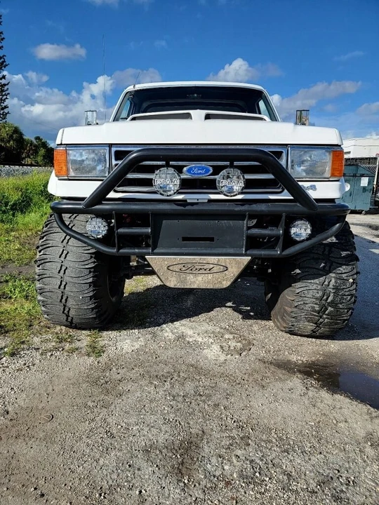 1991 Ford Bronco 4th Gen - Image 11 of 18