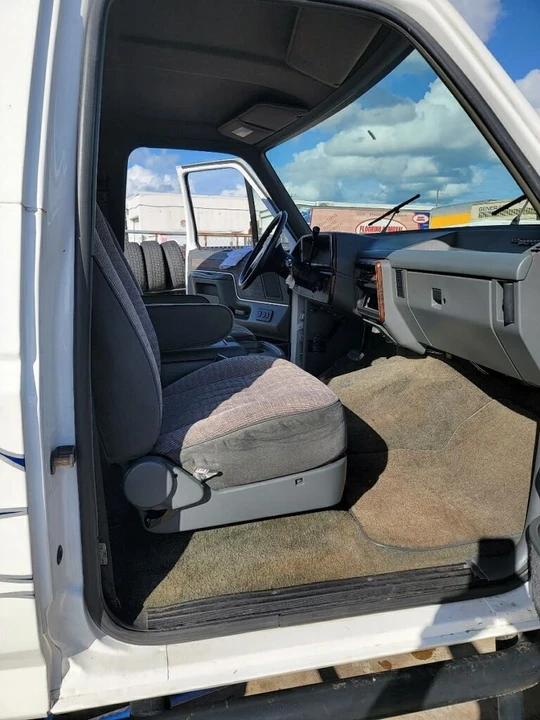 1991 Ford Bronco 4th Gen - Image 15 of 18