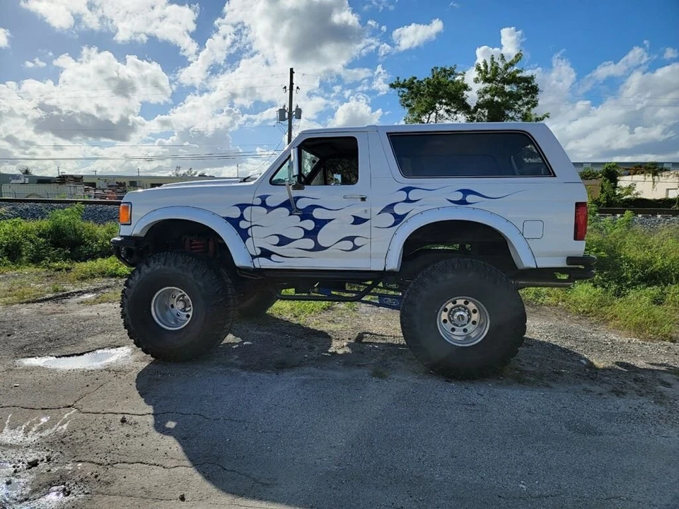 1991 Ford Bronco 4th Gen - Image 12 of 18
