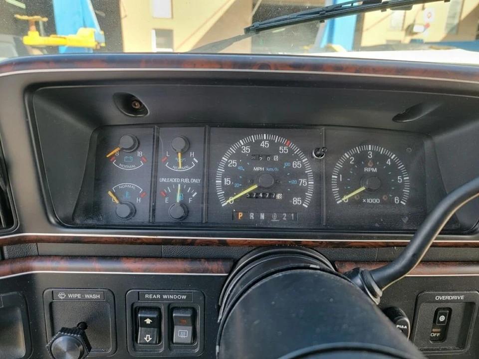 1991 Ford Bronco 4th Gen - Image 2 of 18
