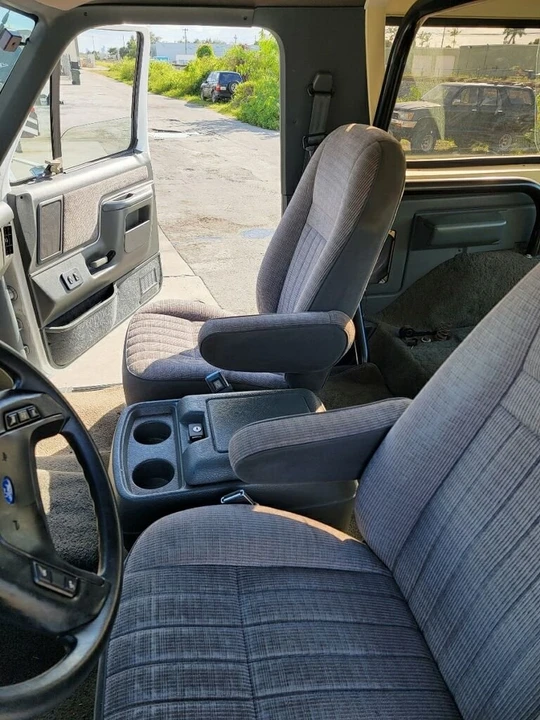 1991 Ford Bronco 4th Gen - Image 17 of 18