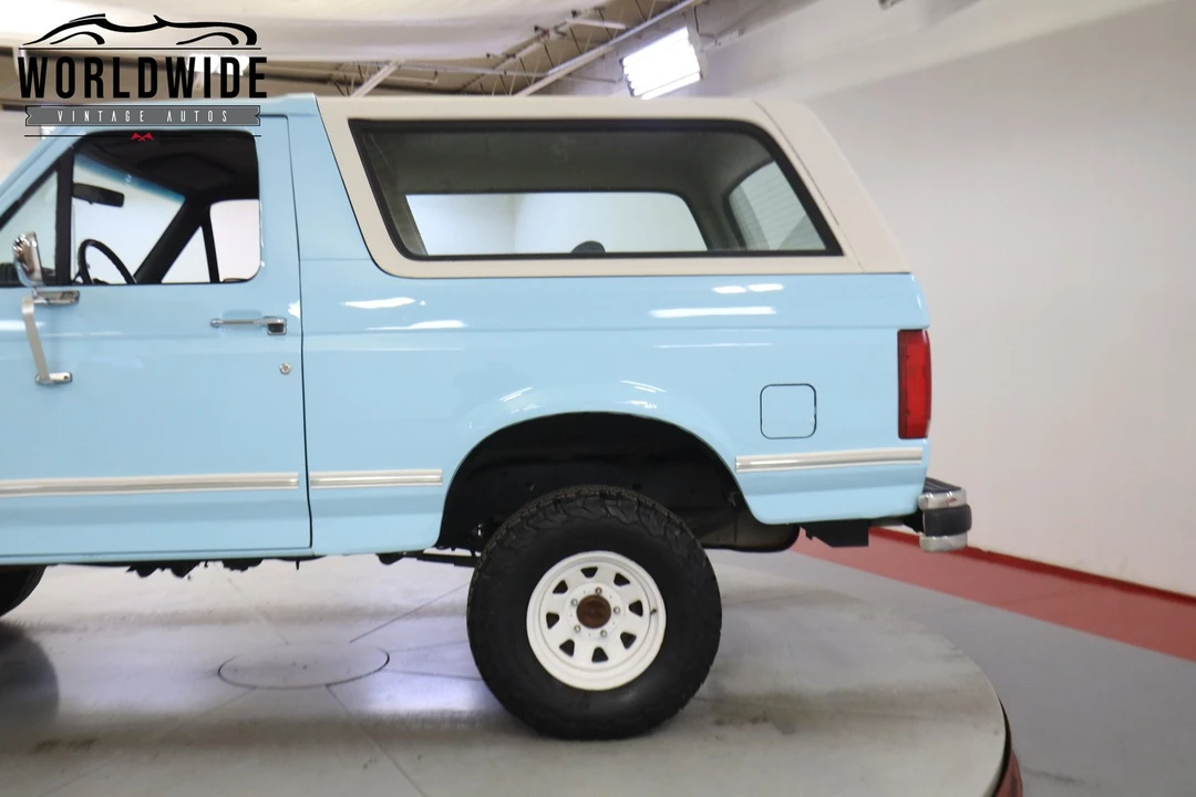 1991 Ford Bronco 4th Gen - Image 10 of 12