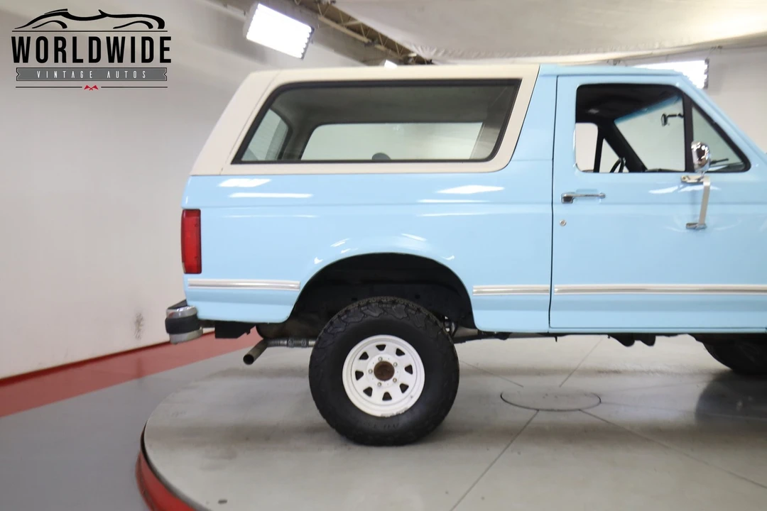 1991 Ford Bronco 4th Gen - Image 9 of 12