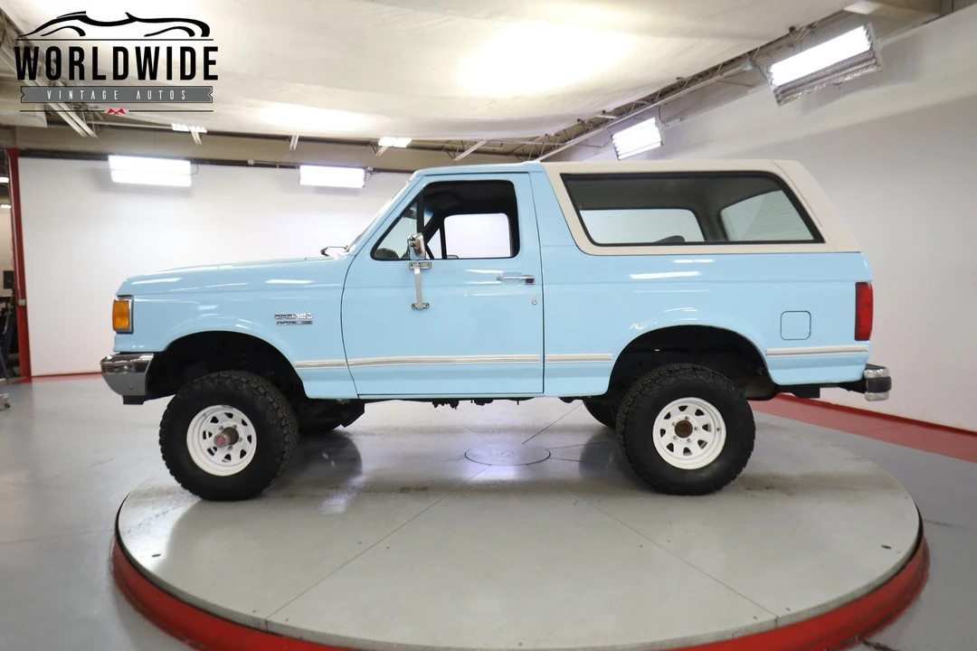 1991 Ford Bronco 4th Gen - Image 3 of 12