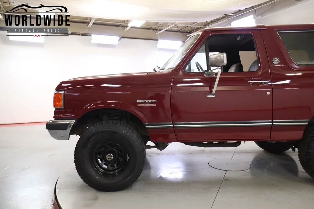 1991 Ford Bronco 4th Gen - Image 7 of 12