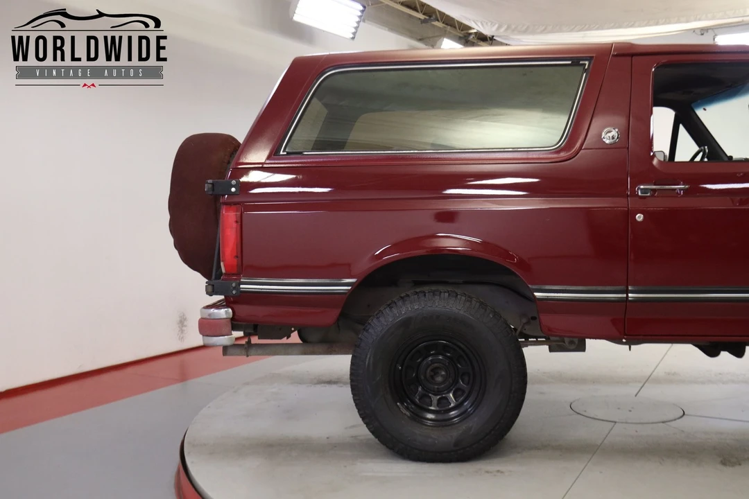 1991 Ford Bronco 4th Gen - Image 9 of 12