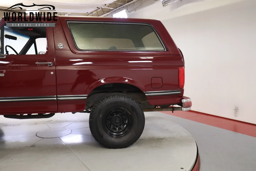 1991 Ford Bronco 4th Gen - Image 10 of 12