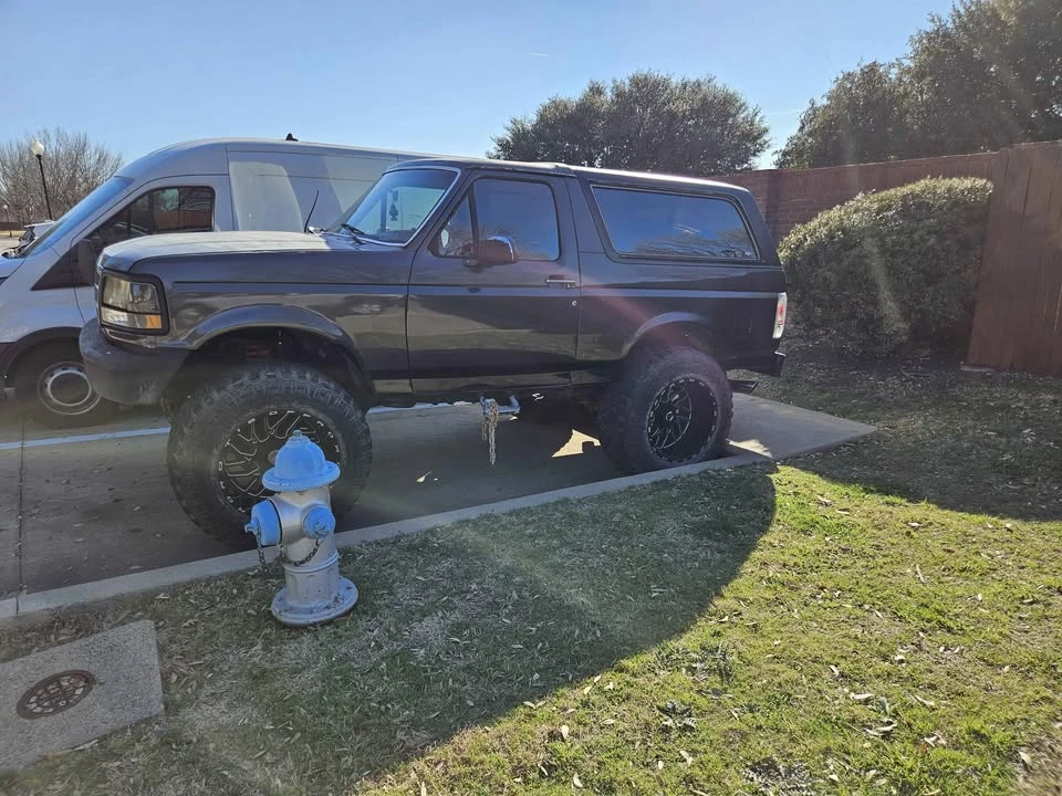 1991 Ford Bronco 4th Gen - Image 2 of 7