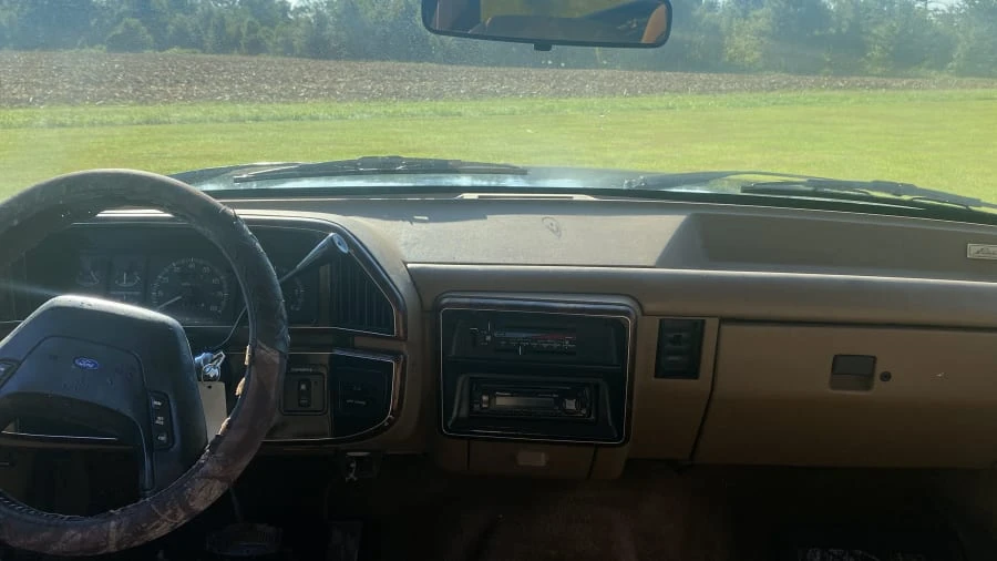 1991 Ford Bronco 4th Gen - Image 3 of 9