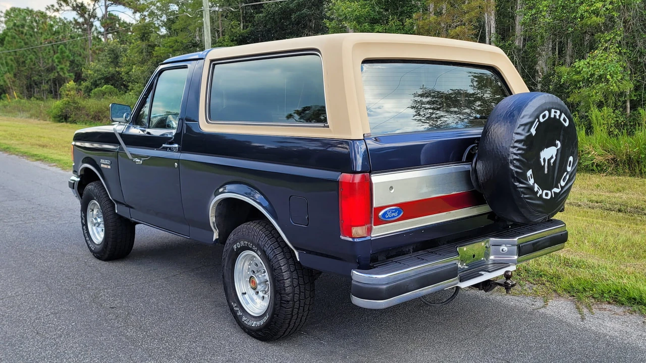 1991 Ford Bronco 4th Gen - Image 3 of 31