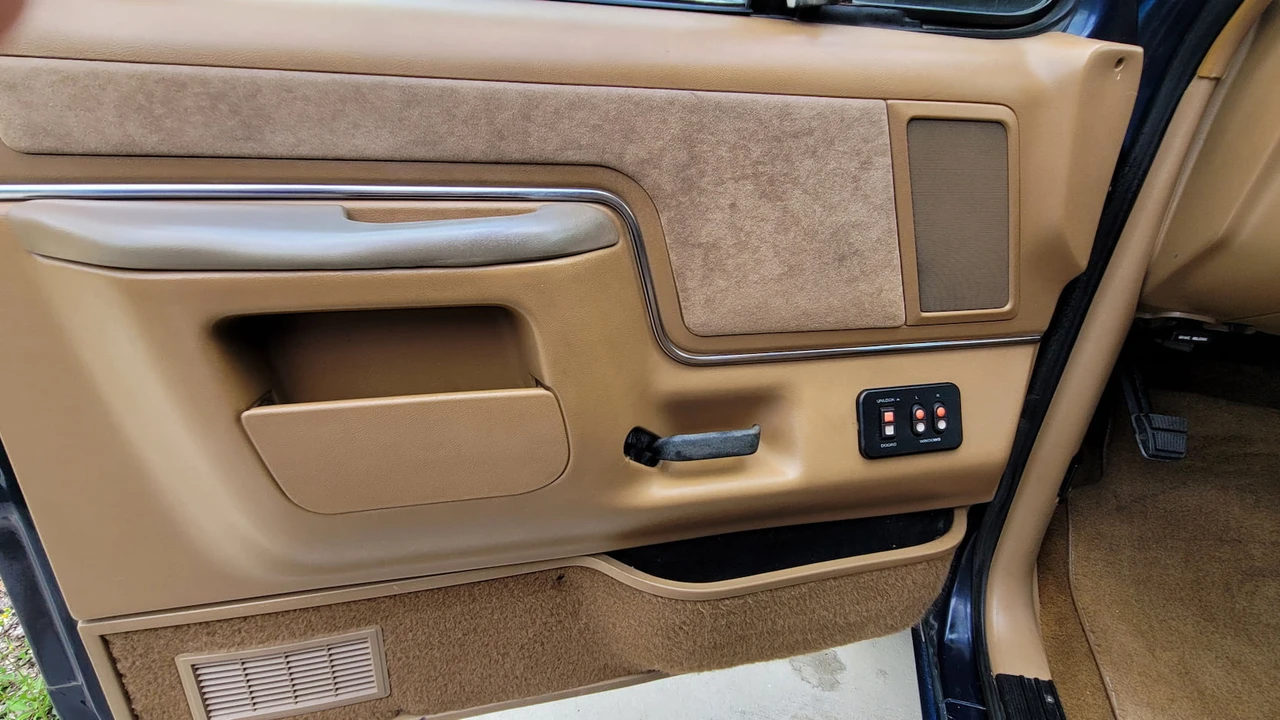 1991 Ford Bronco 4th Gen - Image 13 of 31