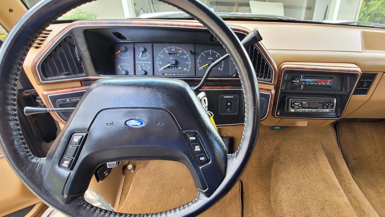 1991 Ford Bronco 4th Gen - Image 14 of 31