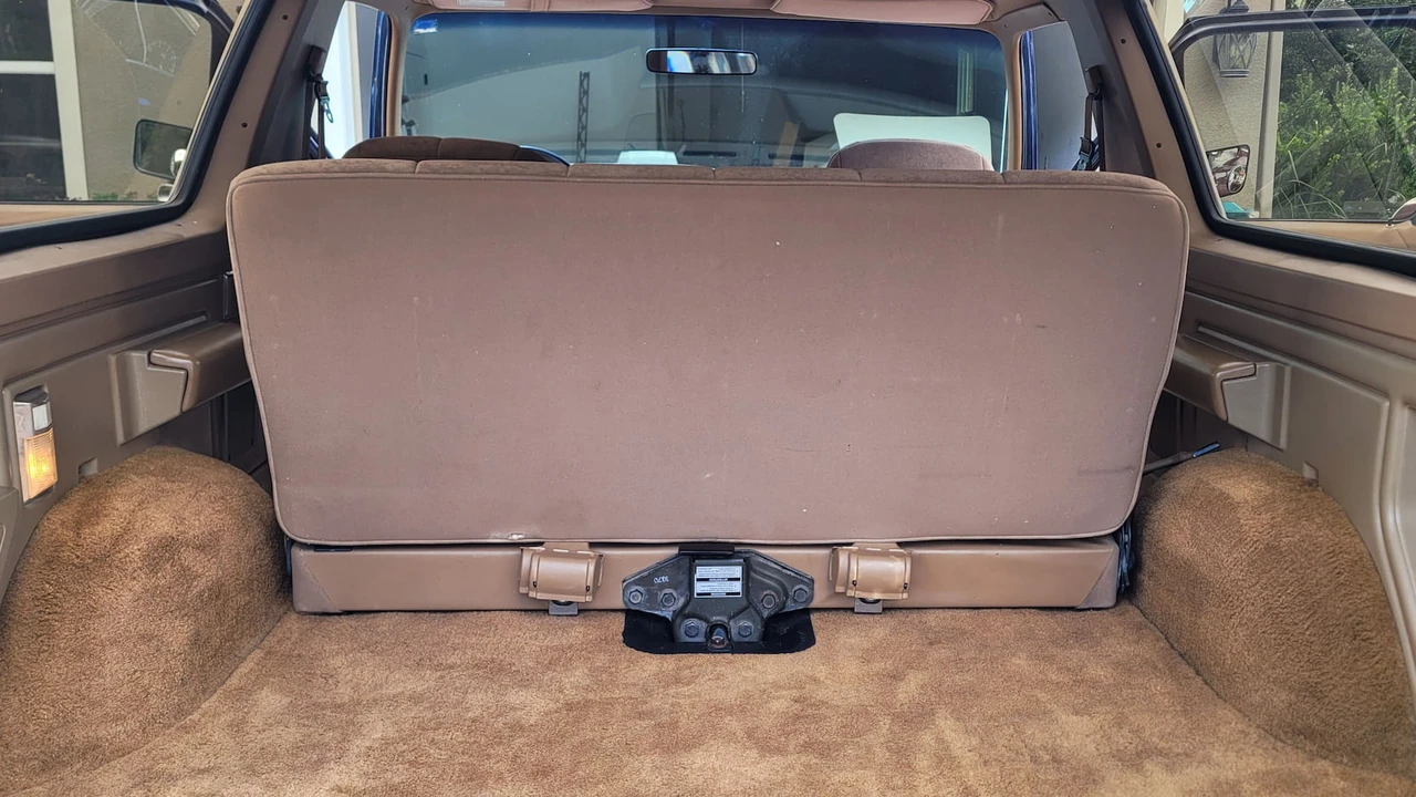 1991 Ford Bronco 4th Gen - Image 20 of 31