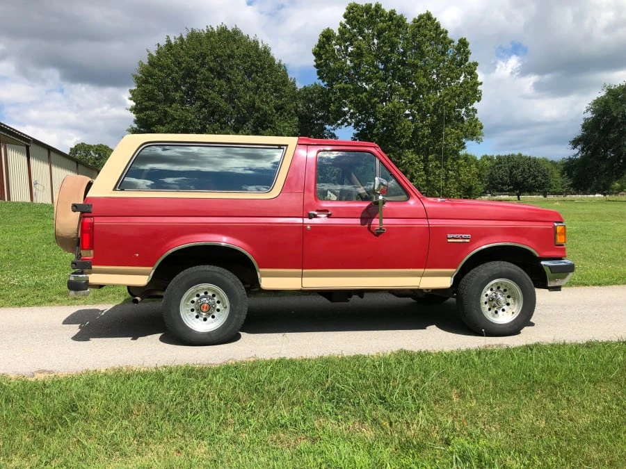1991 Ford Bronco 4th Gen - Image 2 of 7