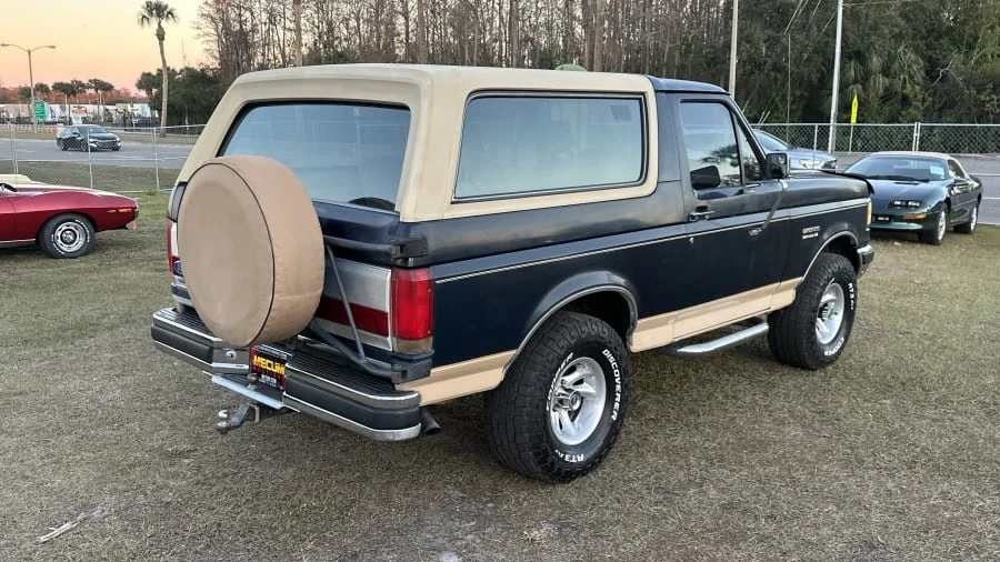 1991 Ford Bronco 4th Gen - Image 2 of 6