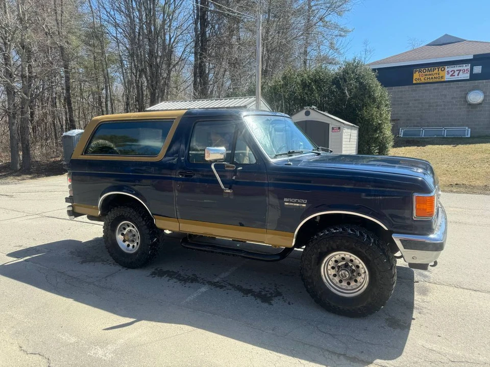 1991 Ford Bronco 4th Gen - Image 3 of 13