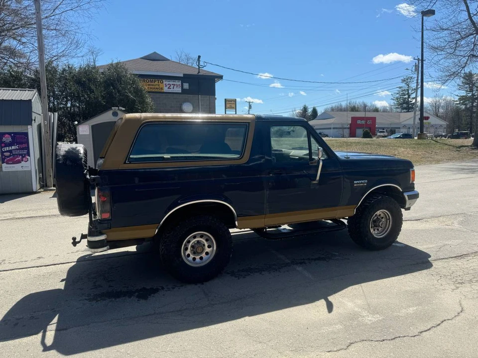 1991 Ford Bronco 4th Gen - Image 4 of 13