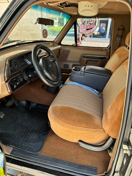 1991 Ford Bronco 4th Gen - Image 6 of 10