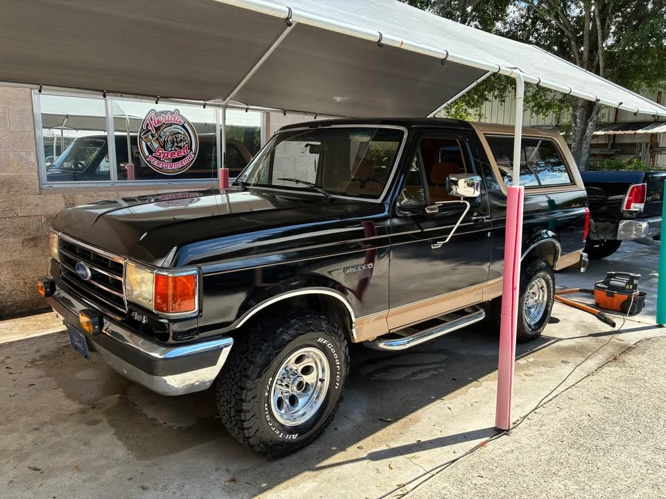 1991 Ford Bronco 4th Gen - Image 3 of 10