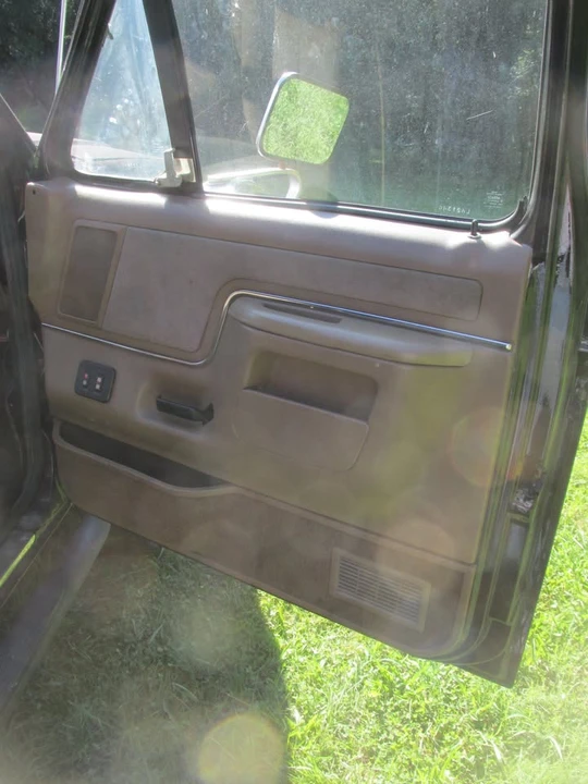 1991 Ford Bronco 4th Gen - Image 9 of 11