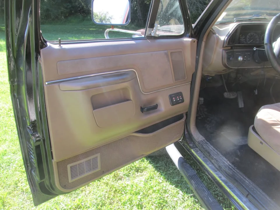 1991 Ford Bronco 4th Gen - Image 10 of 11