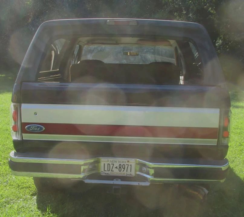 1991 Ford Bronco 4th Gen - Image 4 of 11