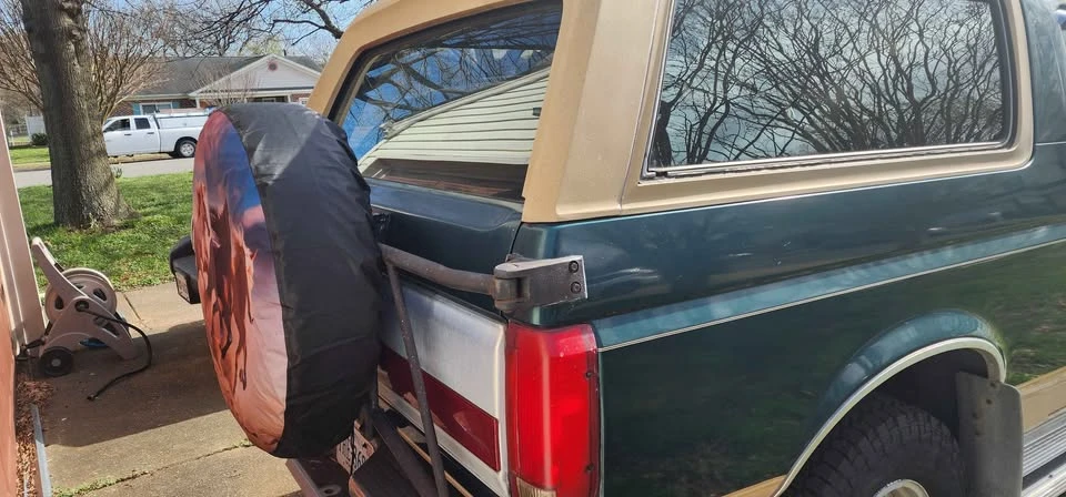 1991 Ford Bronco 4th Gen - Image 2 of 15