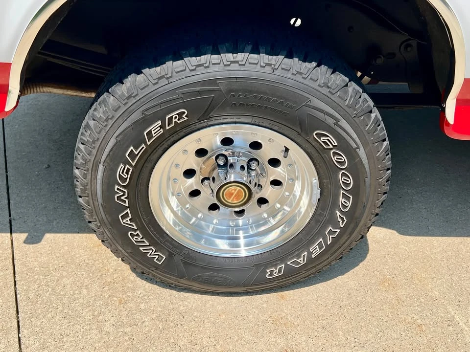 1991 Ford Bronco 4th Gen - Image 19 of 20